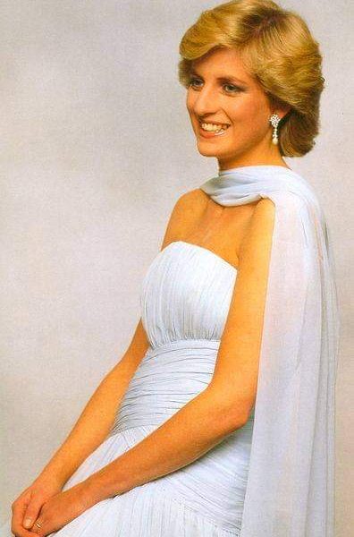 Princess Diana- The Vintage Fashion Icon | FWD Life Magazine