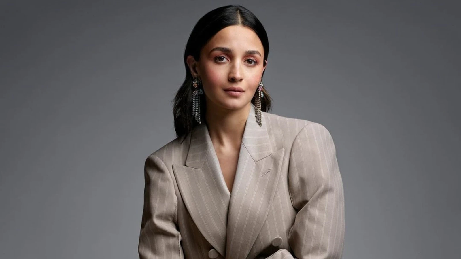 Porn Alia Bhatt Actor - Behind-the-Scenes with Gucci's First Indian Ambassador: Alia Bhatt Takes  Fashion to a Whole New Level! | FWD Life Magazine